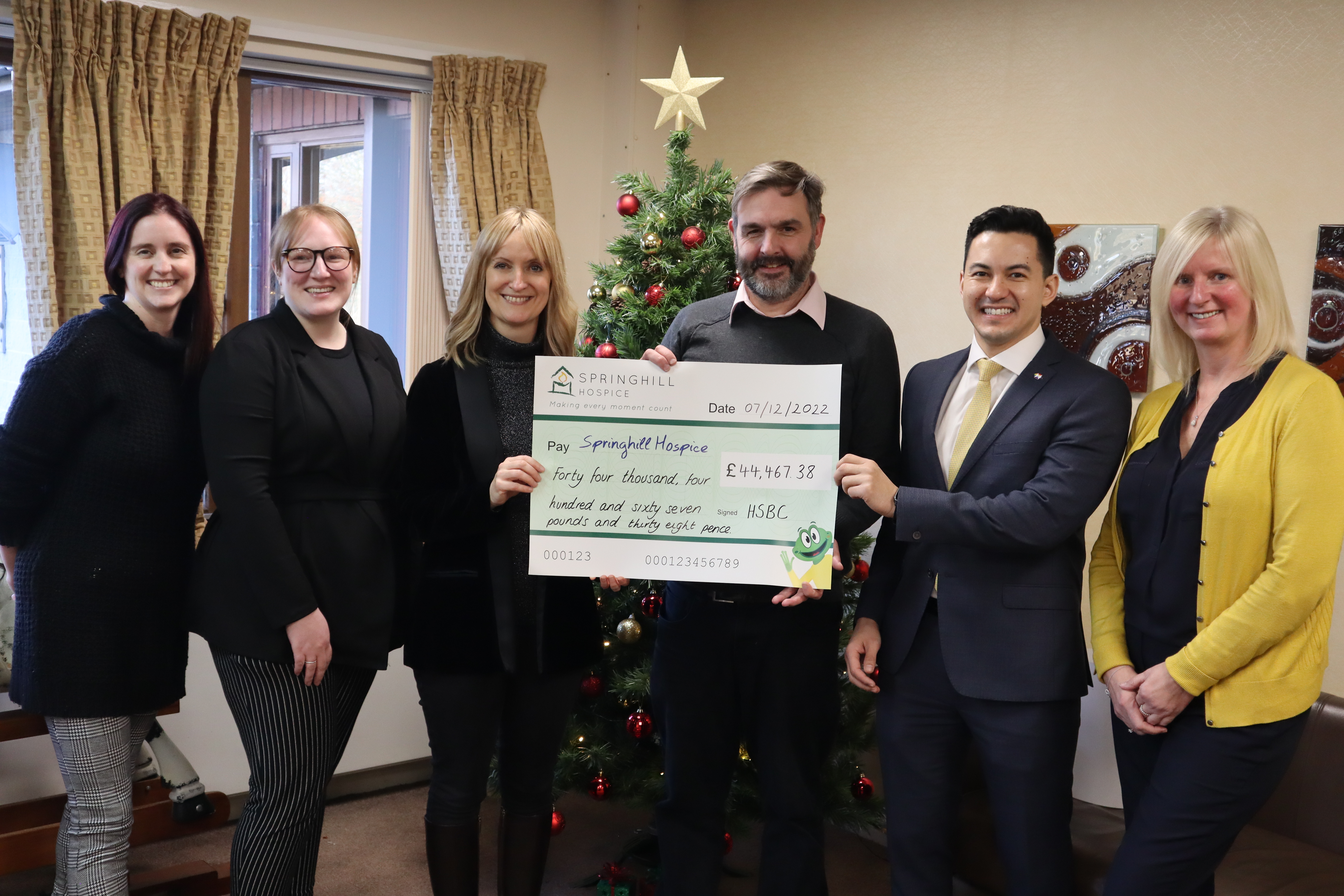 Springhill Hospice gratefully receives HSBC UK grant for refurbishment